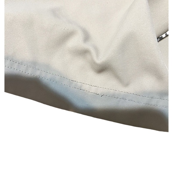 Magellan Outdoors Women’s XL Hiking Shorts Beige Lightweight Quick-Dry - Picture 5 of 5